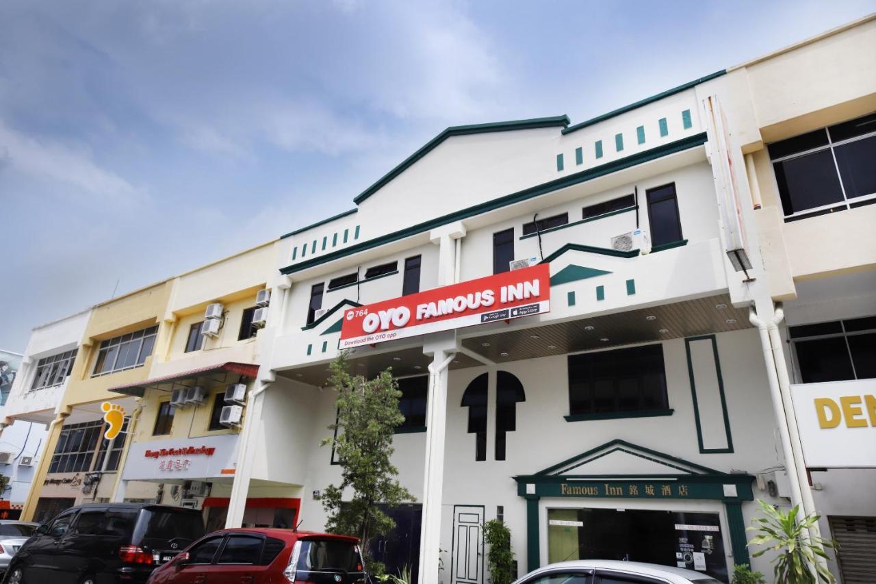 Oyo 764 Hotel Famous Inn Malacca Екстериор снимка